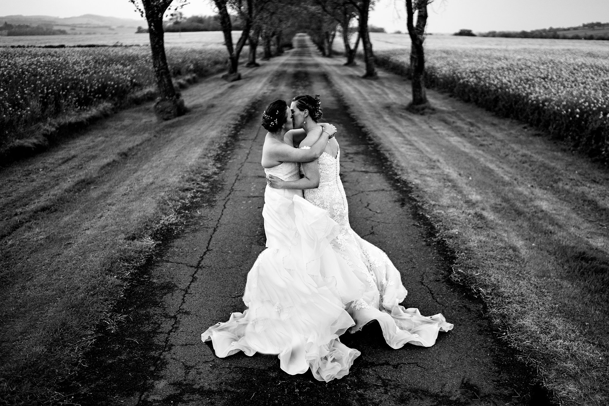Lauren and Alex – Harefield Barn