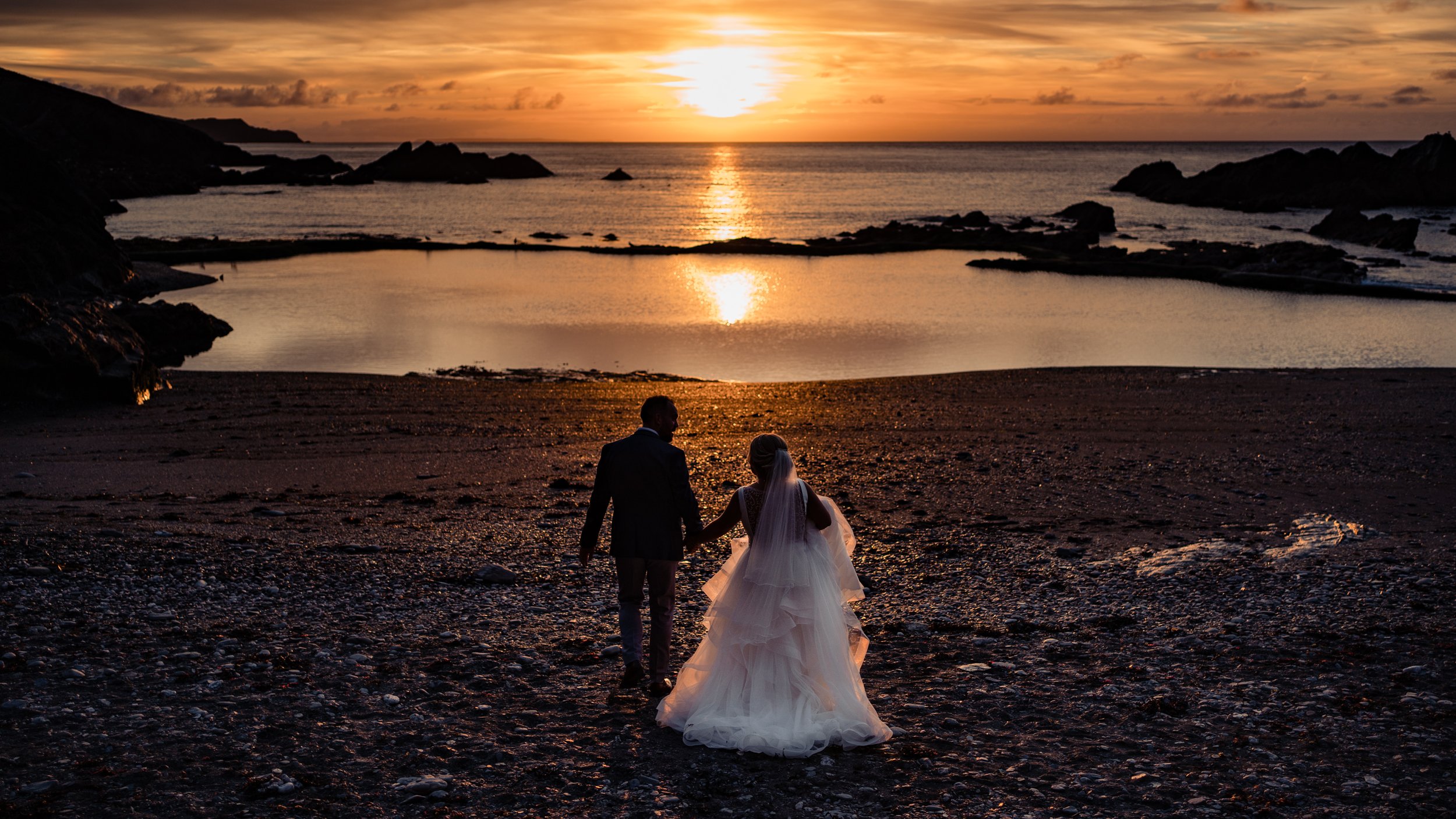 Steph & Michael – Tunnels Beaches – Devon
