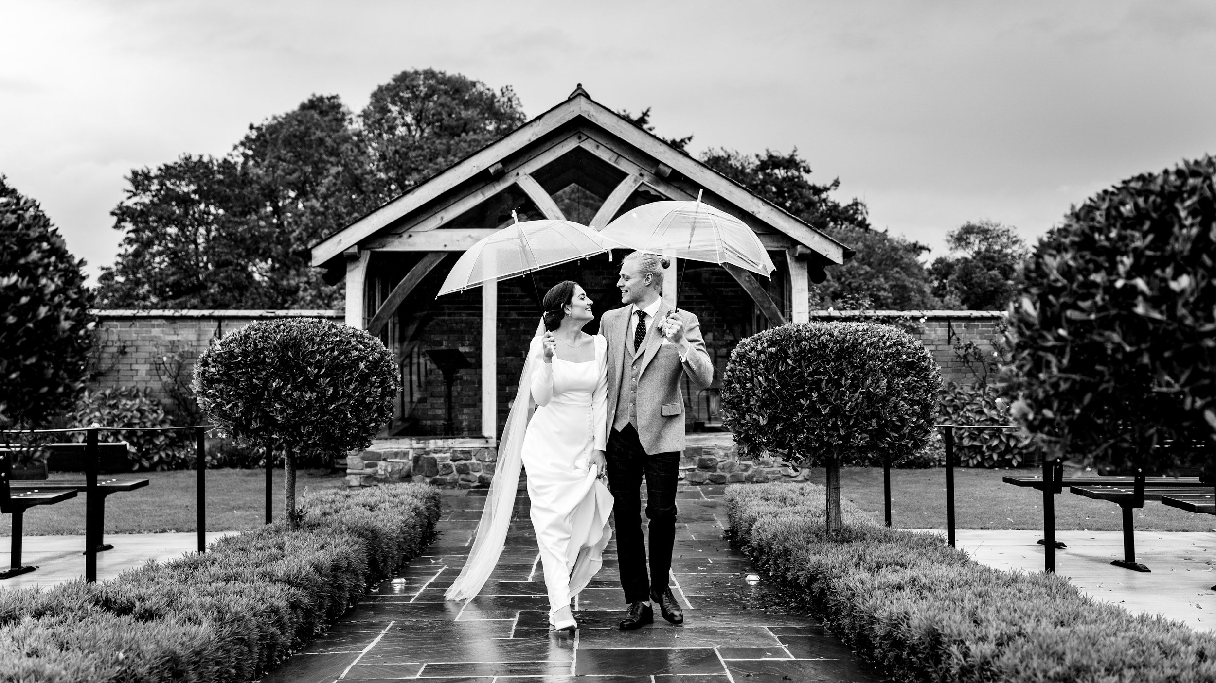 Ellie & Marcus – A wonderful Winter wedding at Upton Barn, Devon
