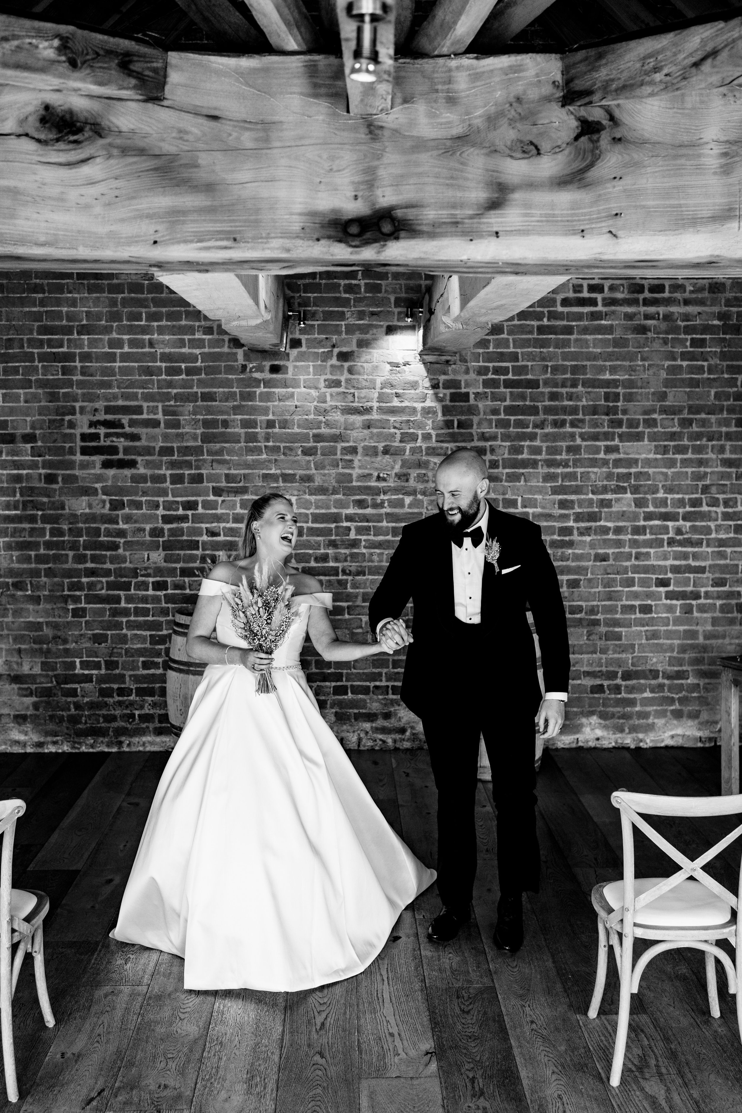 Brickhouse Vineyard elopement 33-1.jpg
