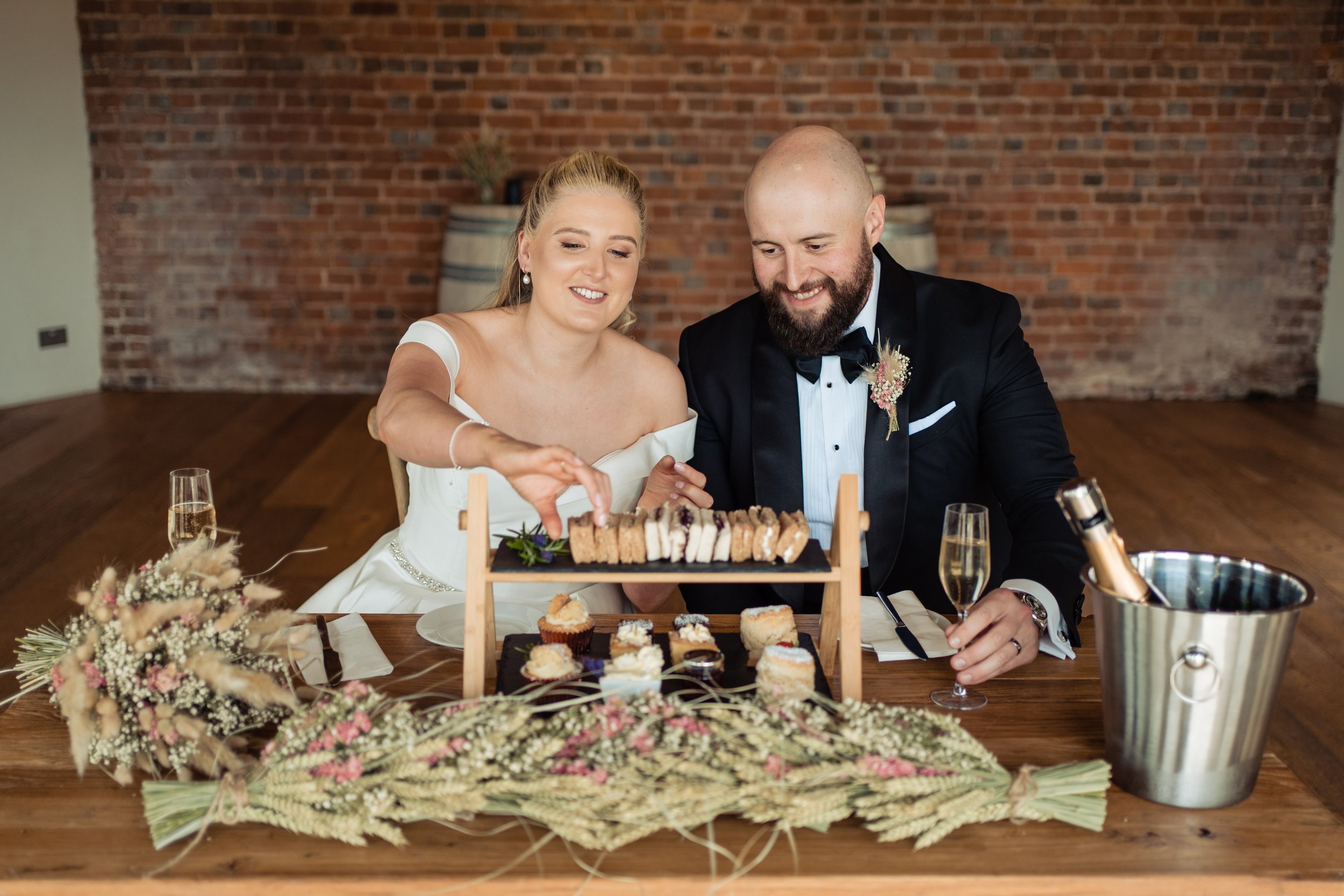 Brickhouse Vineyard elopement 46-1.jpg