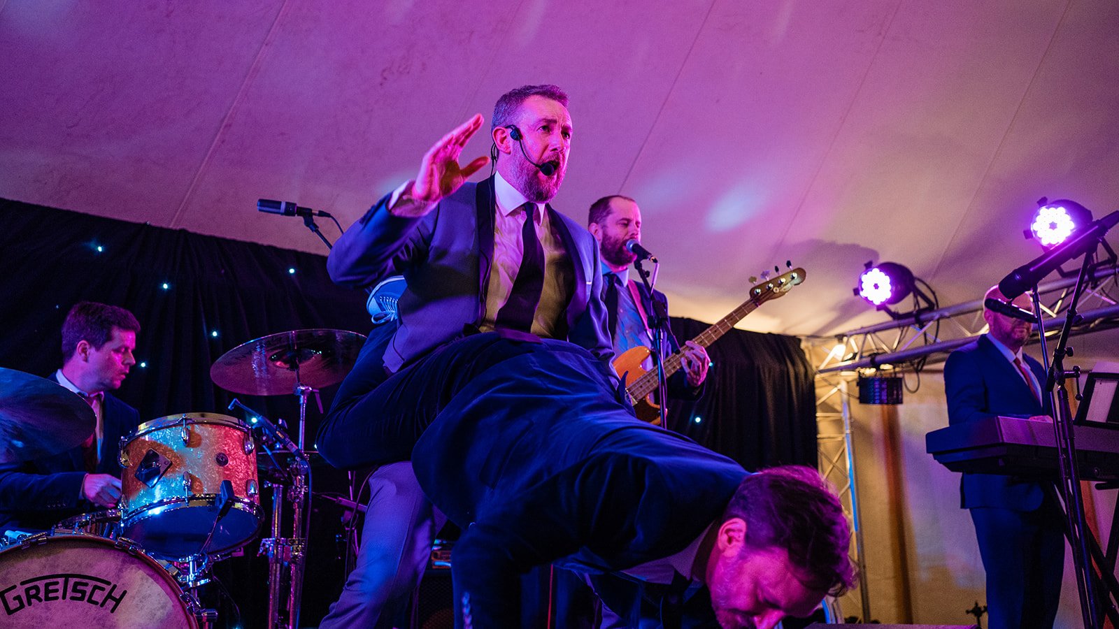 Wedding dancefloor - yeti - devon - wedding 31.jpg
